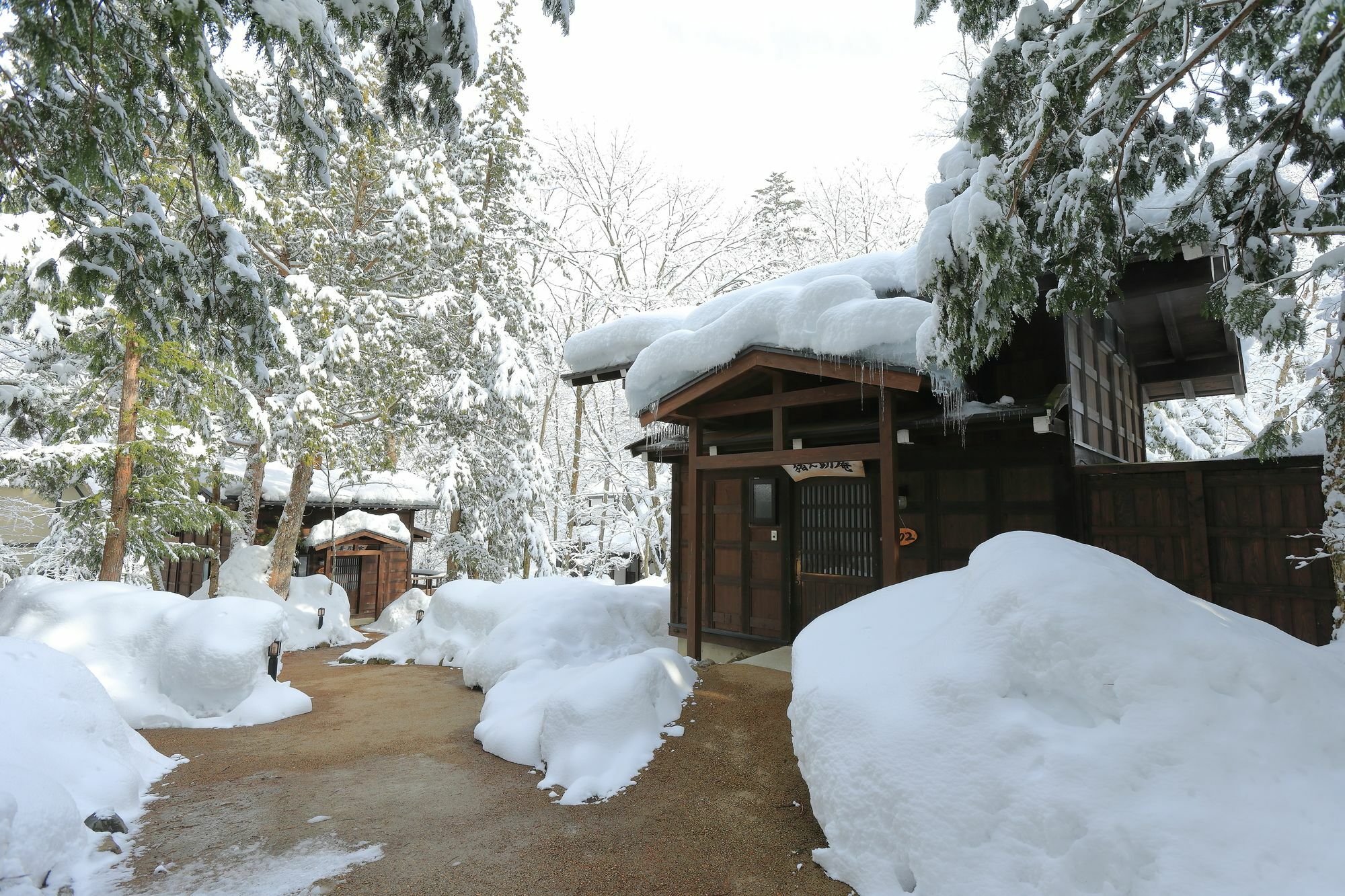 Hirayunomori Hotel Takayama  Eksteriør billede